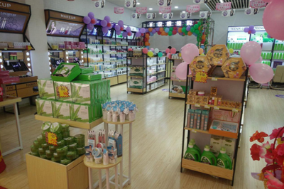 携手小资生活 化妆品加盟店的合作共赢之道