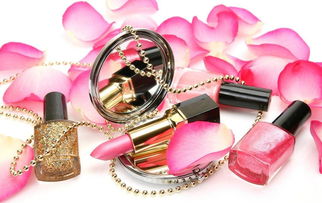 破浪前行 我国化妆品市场竞争白热化，2023年零售额有望突破4000亿大关